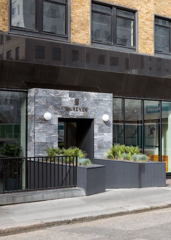 Fora - 7 Stratford Place