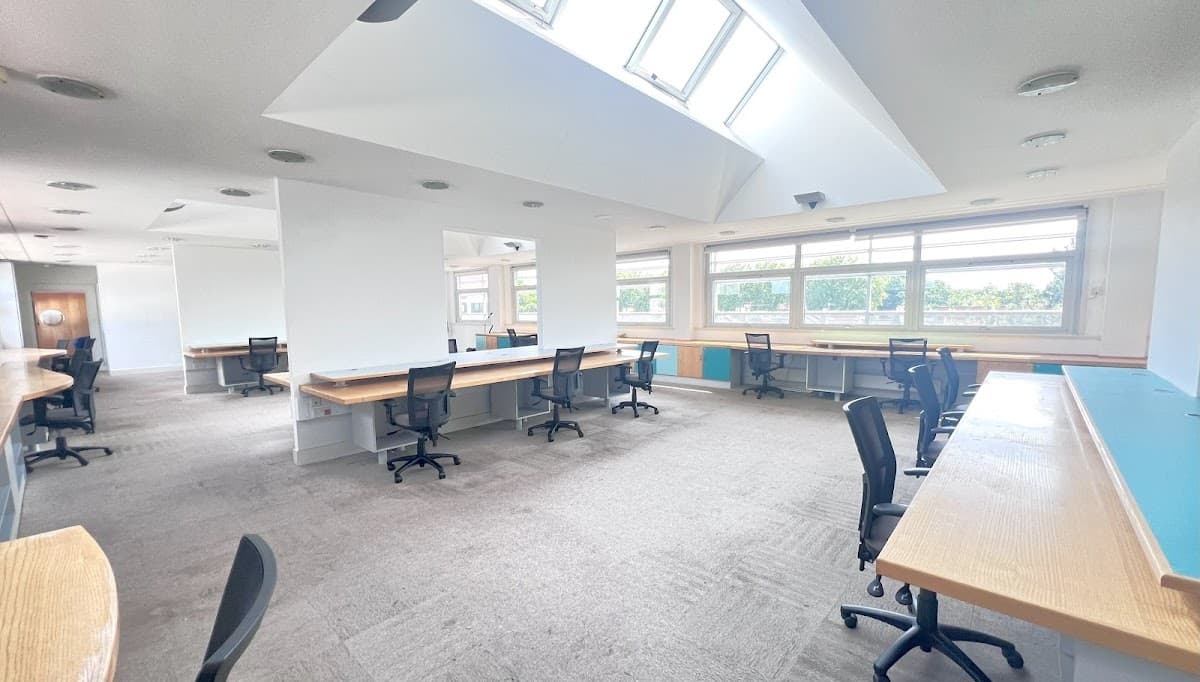Community Hub Stratford - Private Offices & Coworking